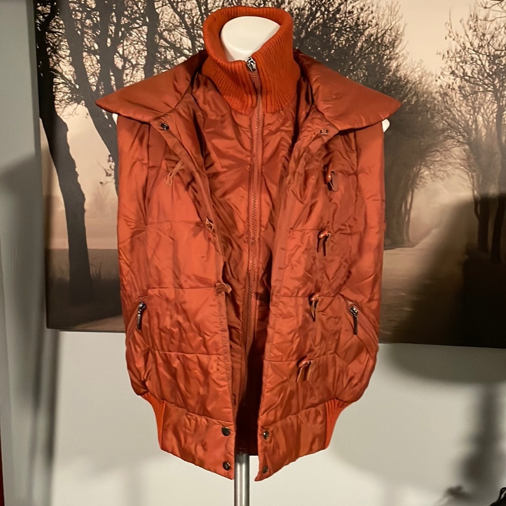 Script Orange Puffer Vest - 8